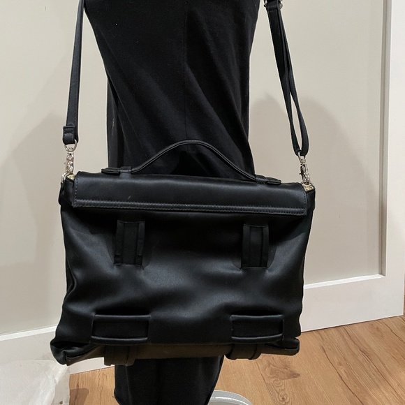 Donald J Pliner Evening Bag - Picture 4 of 7